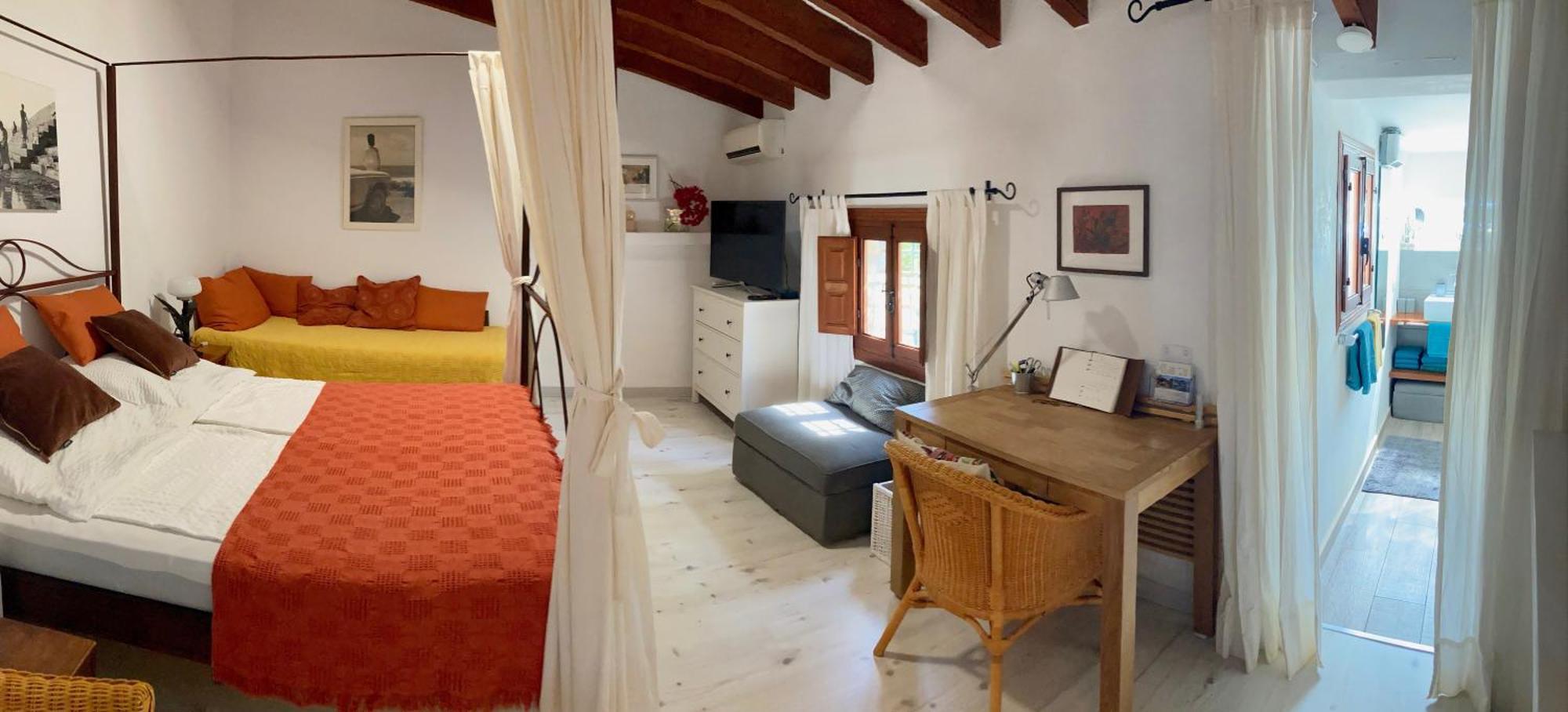 Dachterrassenzimmer In Romantischem Landhaus Mit Pool El Largo Εξωτερικό φωτογραφία